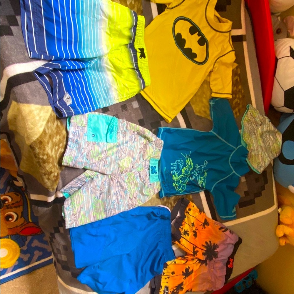Mixed lot swimming boys outfits 5/7